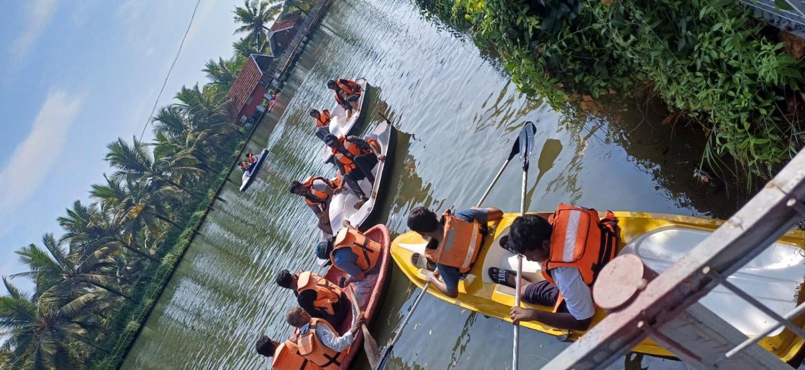 Mundrothuruth Munroe Island Lake Resort מראה חיצוני תמונה